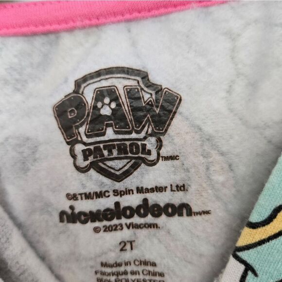 2/$15 Paw Patrol Hoodie Size 2 - Picture 3 of 4